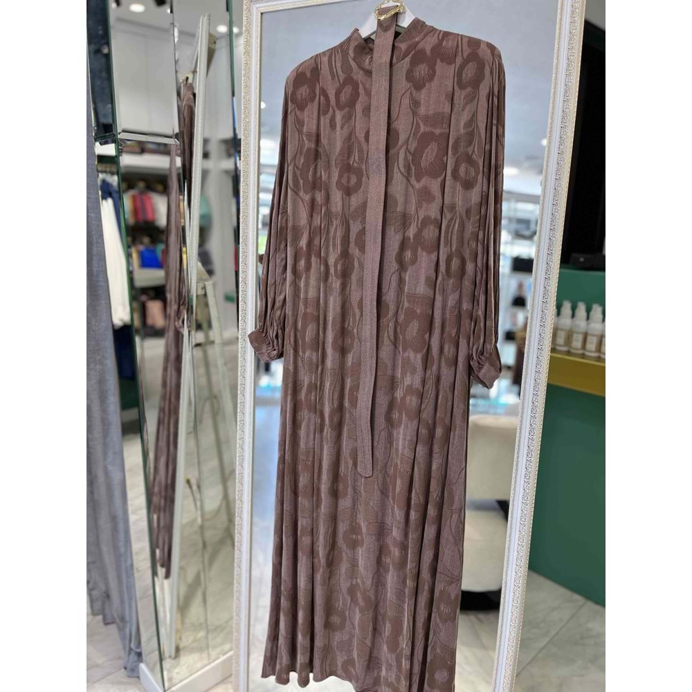 PUANE İPEK CUPRA GÜL DESENLİ ELBİSE - KAHVERENGİ - S