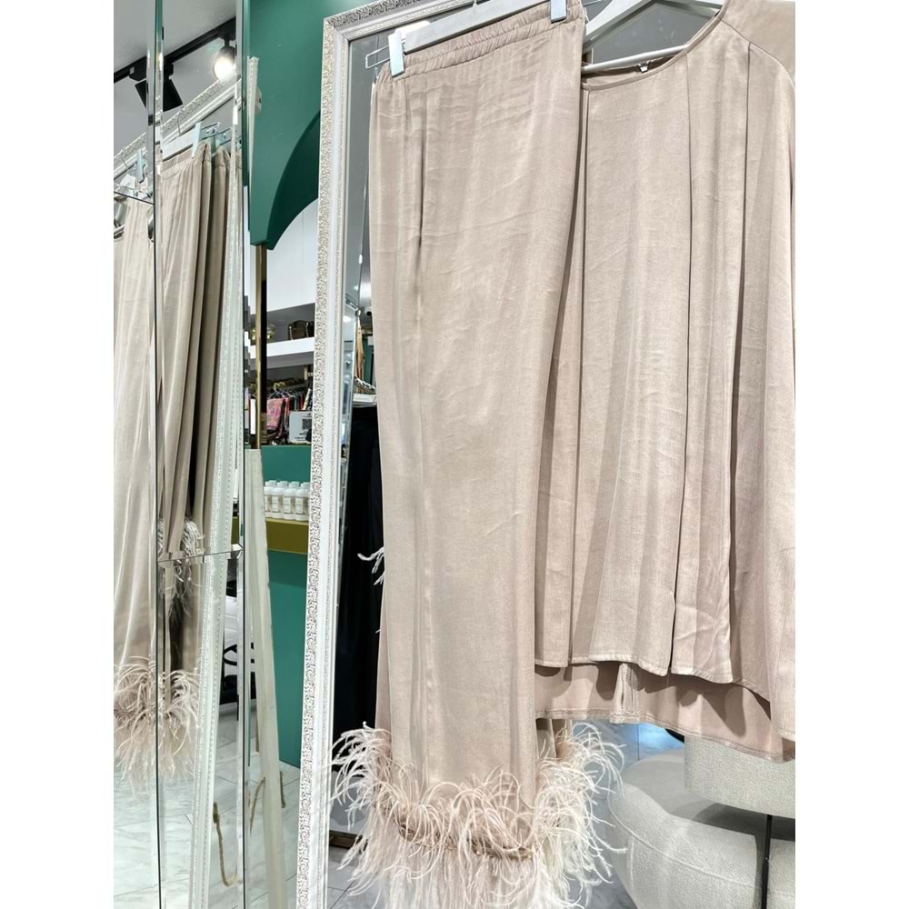 LİSA İPEK CUPRA TÜYLÜ İKİLİ TAKIM - BEJ - 3