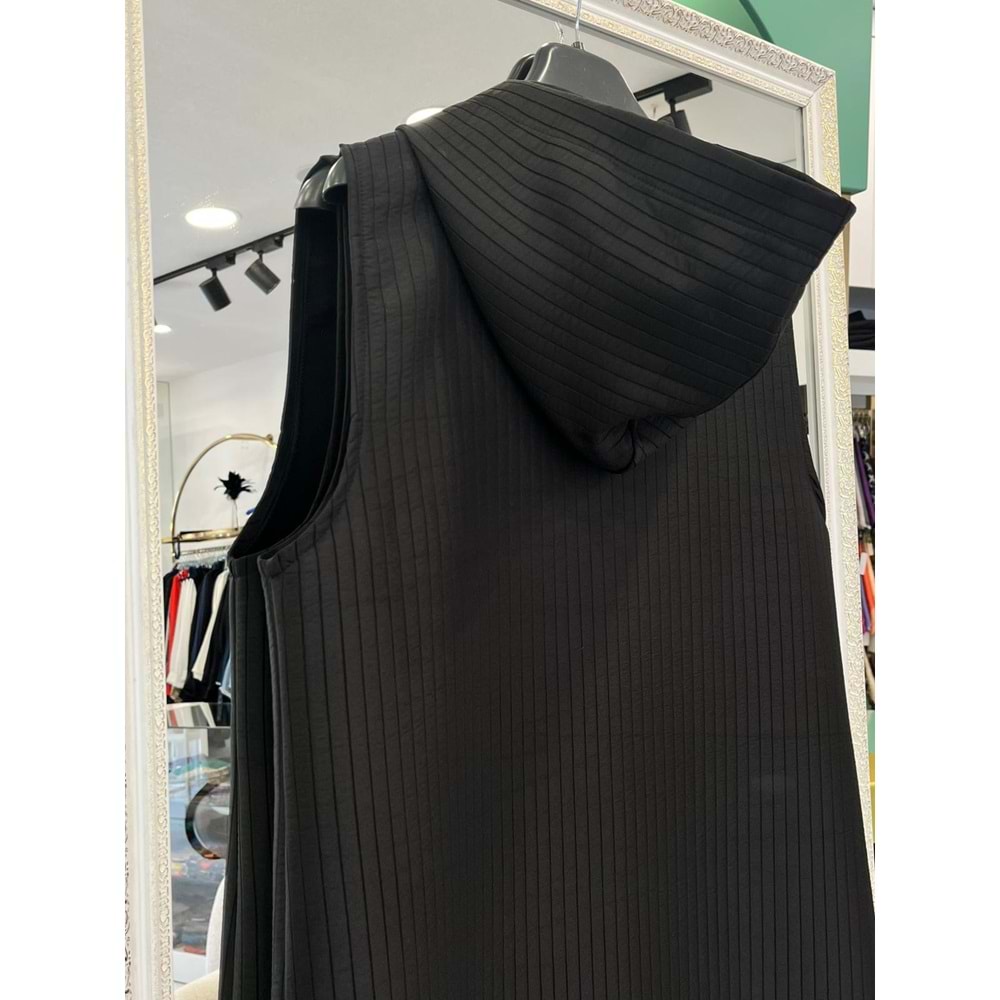 NURGÜN KAPİTONE YELEK - SİYAH - 46