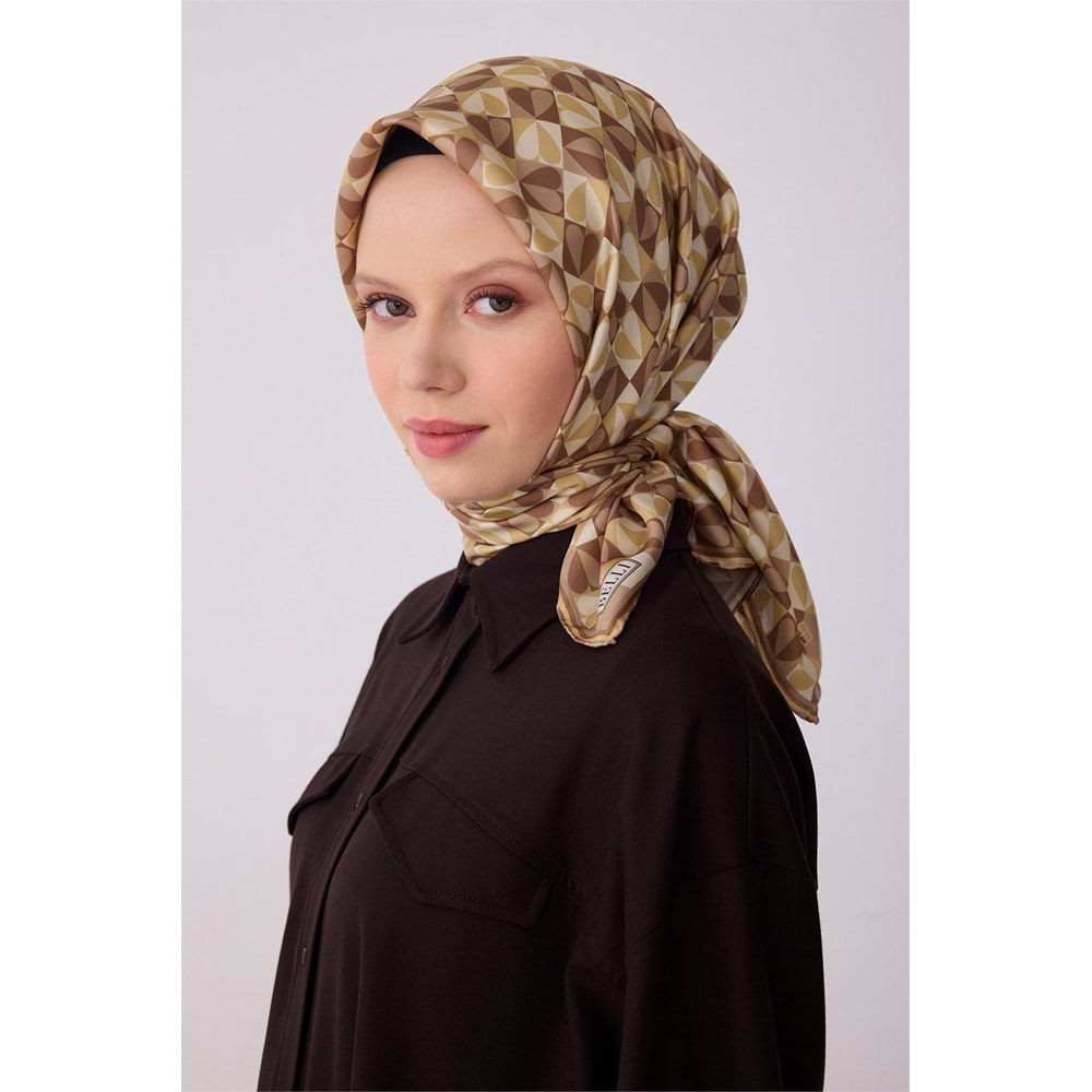 BELLİ TWİLL İPEK EŞARP 2026 DESEN 13