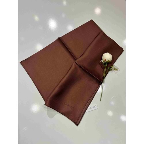 İPEKEVİ DÜZ RENK EŞARP