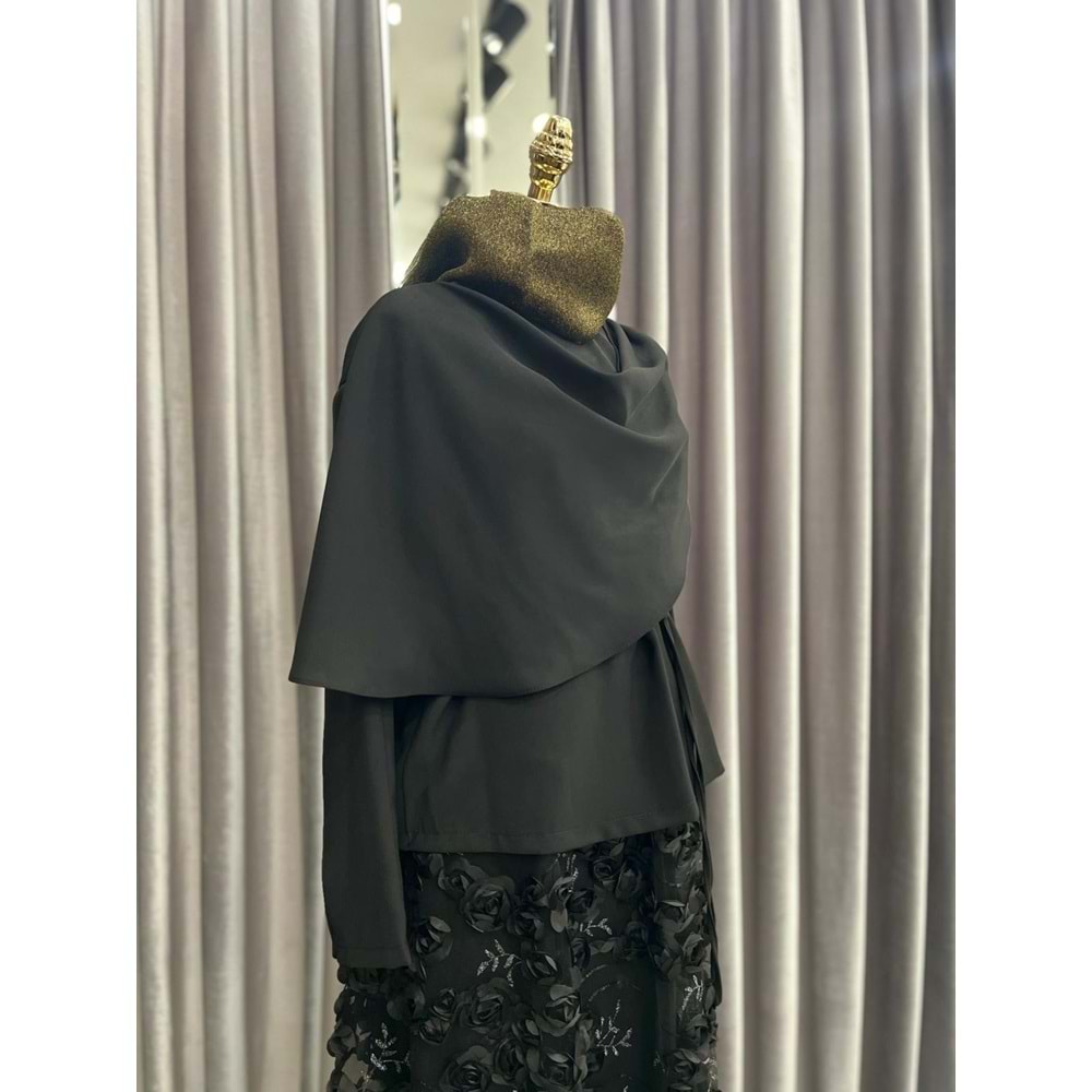 VATKATEX GÜLLÜ ETEKLİ TAKIM - SİYAH - 44