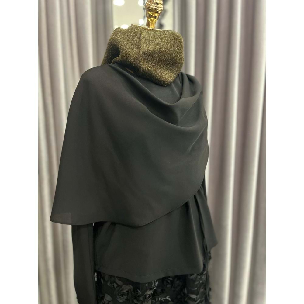 VATKATEX GÜLLÜ ETEKLİ TAKIM - SİYAH - 44