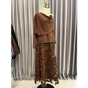 VATKATEX GÜLLÜ ETEKLİ TAKIM - KAHVERENGİ - 44