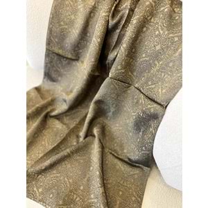 İPEKSELİ KENDİNDEN DESENLİ JAKARLI ŞAL - 18